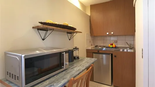 Apartments in Athens Ampelokipoi - photo 8