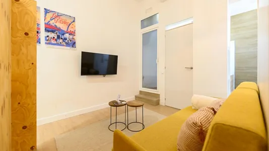 Apartments in Madrid Chamberí - photo 2