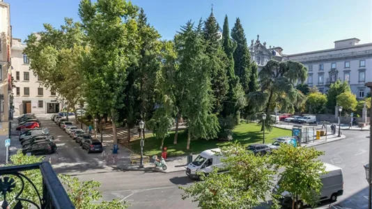 Rooms in Madrid Hortaleza - photo 9