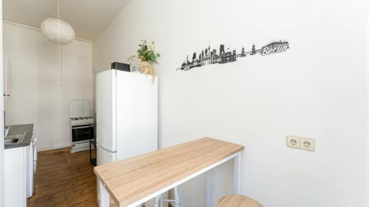 Rooms in Berlin Friedrichshain-Kreuzberg - photo 8