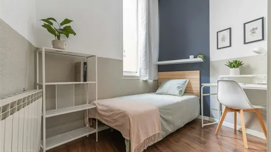 Rooms in Madrid Centro - photo 1