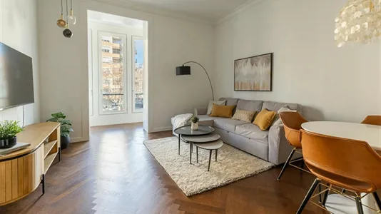 Apartments in Barcelona Eixample - photo 3