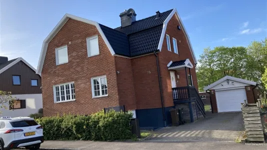 Houses in Lundby - photo 2