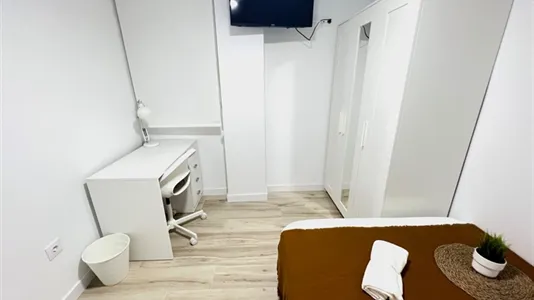 Rooms in Valencia Algirós - photo 4
