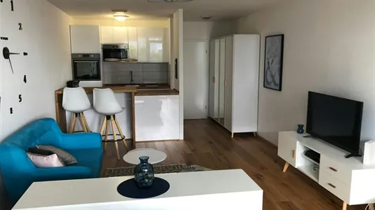 Apartments in Frankfurt Süd - photo 2