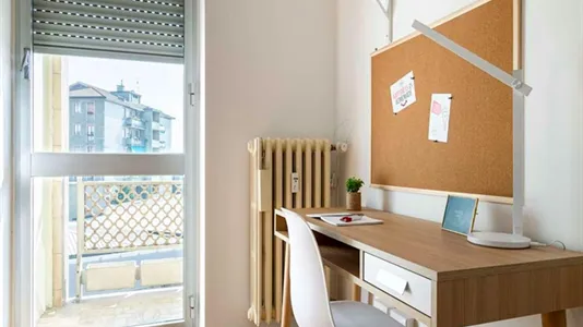 Rooms in Milano Zona 2 - Stazione Centrale, Gorla, Turro, Greco, Crescenzago - photo 3