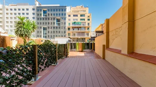 Rooms in Barcelona Eixample - photo 8