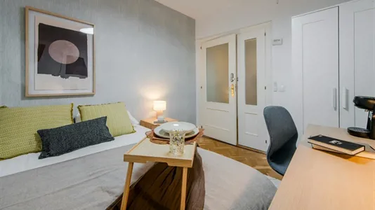 Rooms in Pozuelo de Alarcón - photo 3