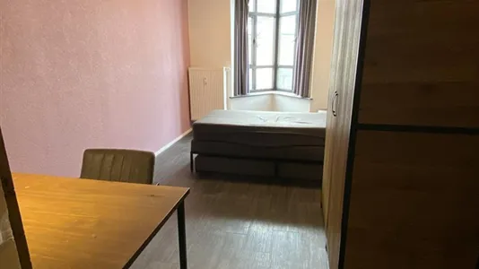 Rooms in Brussels Sint-Gillis - photo 2