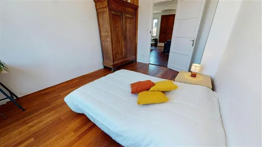 Apartments in Lyon - photo 4
