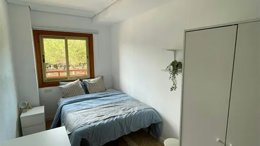 Rooms in Mislata - photo 1