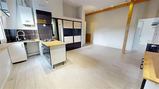 Apartments in Clermont-Ferrand - photo 2