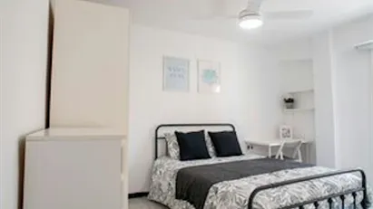 Room for rent in La Torre, Comunidad Valenciana