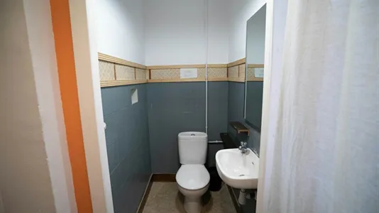 Rooms in Valencia Ciutat Vella - photo 8