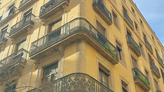 Rooms in Barcelona Ciutat Vella - photo 10