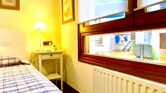 Rooms in Bilbao - photo 7
