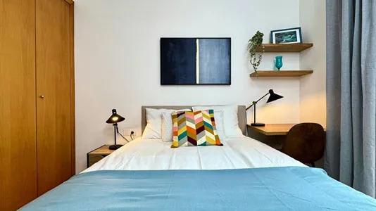 Rooms in Barcelona Sants-Montjuïc - photo 4