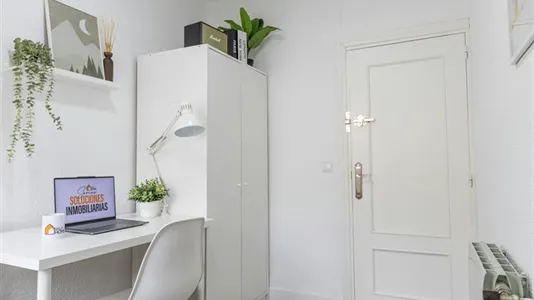 Rooms in Madrid Vicálvaro - photo 3