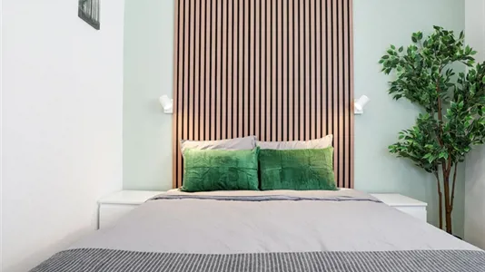 Rooms in Madrid Moncloa-Aravaca - photo 2