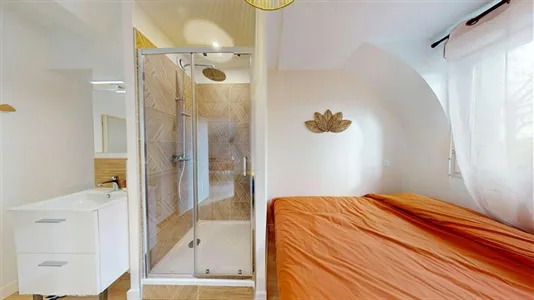 Rooms in Bordeaux - photo 1