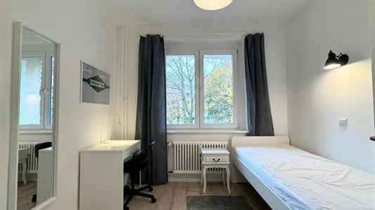 Rooms in Location is not specified - photo 1