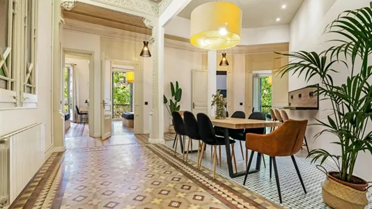 Rooms in Barcelona Eixample - photo 10