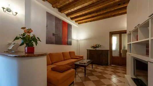 Apartments in Verona - photo 3