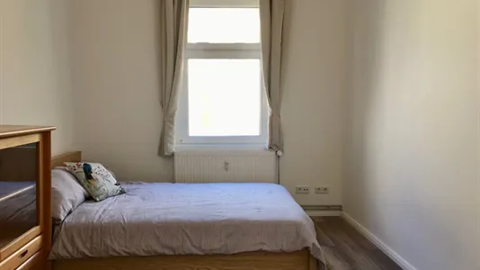 Apartments in Location is not specified - photo 8