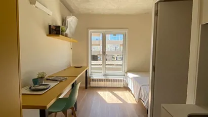 Apartment for rent in Porto (Distrito)