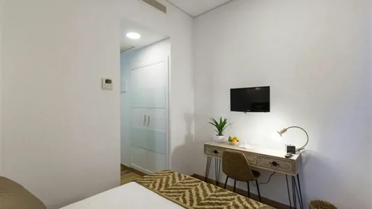 Apartments in Madrid Centro - photo 2