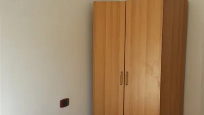 Room for rent in Terni, Umbria