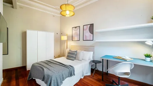 Rooms in Barcelona Gràcia - photo 4