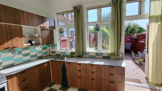 Apartments in Husie - photo 1