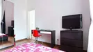 Room for rent, Milano Zona 6 - Barona, Lorenteggio, Milan, Via Vigevano, Italy