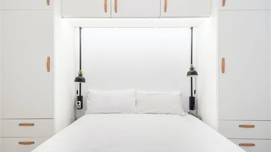 Apartments in Barcelona Ciutat Vella - photo 8