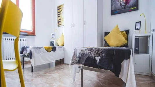 Rooms in Milano Zona 9 - Porta Garibaldi, Niguarda - photo 2
