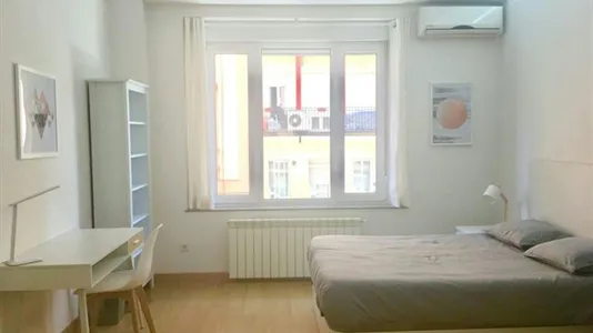 Rooms in Madrid Retiro - photo 1