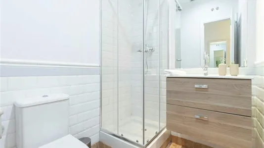 Rooms in Madrid Centro - photo 7
