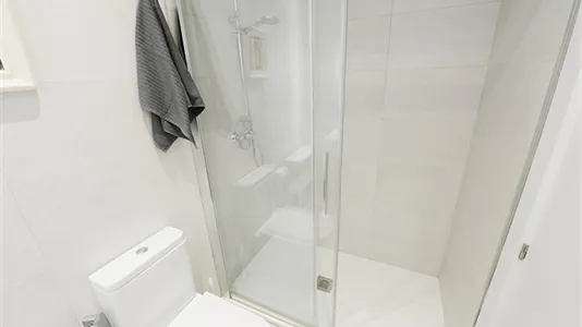 Rooms in Bilbao - photo 9