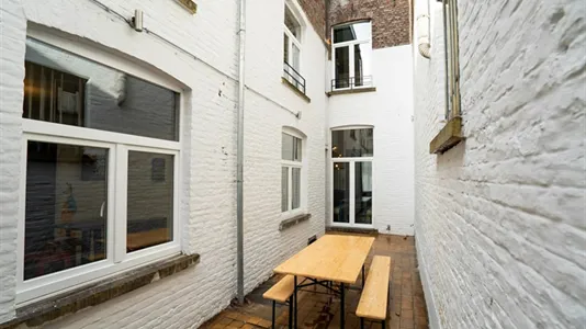 Houses in Charleroi - photo 3