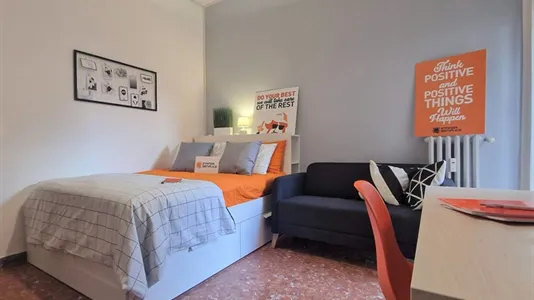 Rooms in Roma Municipio VIII – Appia Antica - photo 4