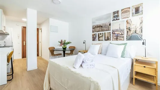 Apartments in Madrid Ciudad Lineal - photo 6