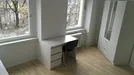 Room for rent, Berlin, <span class="blurred street" onclick="ProcessAdRequest(10773920)"><span class="hint">See streetname</span>[xxxxxxxxxxxxx]</span>