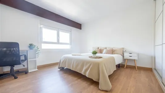 Rooms in Tavernes Blanques - photo 1