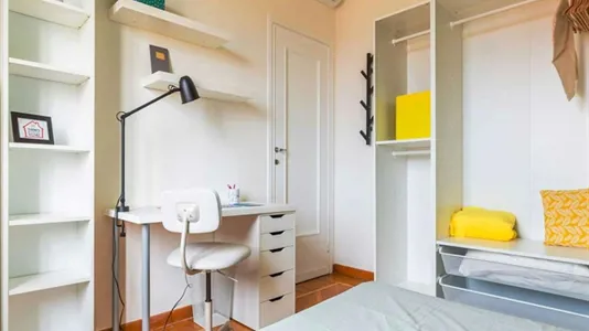 Rooms in Milano Zona 9 - Porta Garibaldi, Niguarda - photo 1