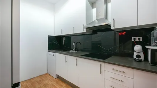 Rooms in Barcelona Gràcia - photo 9