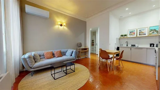 Apartments in Toulon - photo 3