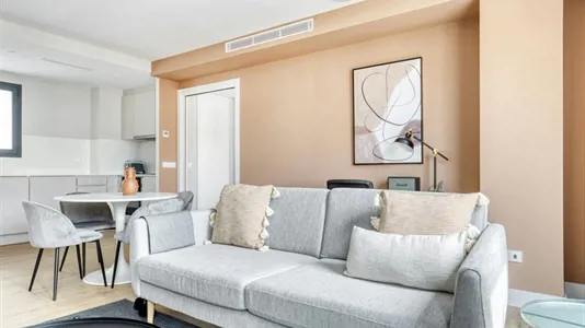 Apartments in Barcelona Sarrià-St. Gervasi - photo 3