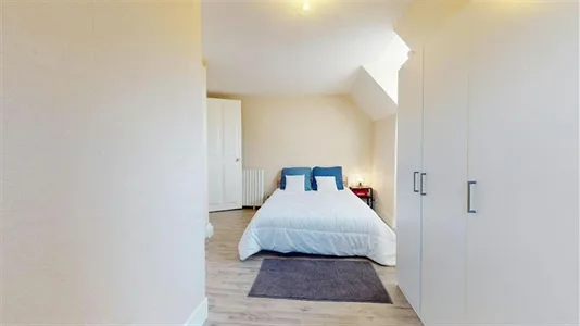 Rooms in Grenoble - photo 2