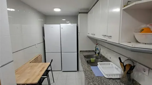 Rooms in Tavernes Blanques - photo 10